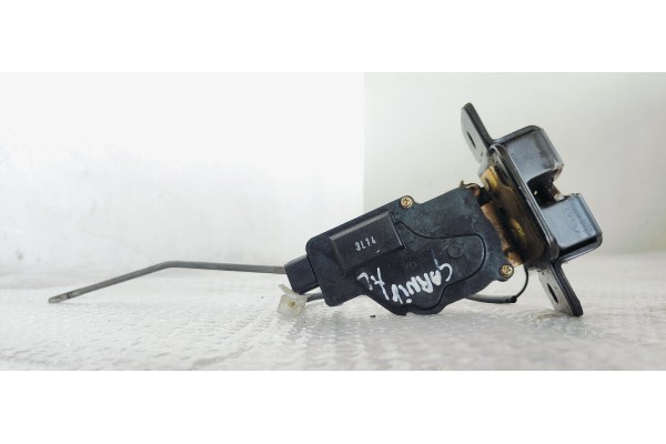 Recambio de cerradura maletero / porton para kia carnival ii 2.9 crdi lx referencia OEM IAM   