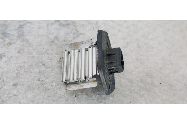 Recambio de resistencia calefaccion para kia carnival ii 2.9 crdi lx referencia OEM IAM   