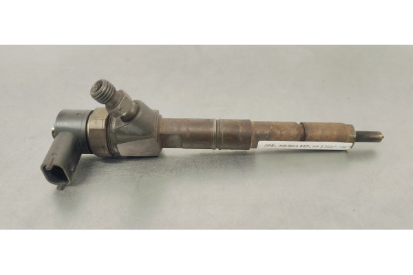 Recambio de inyector para opel insignia berlina 2.0cdti 130 fap referencia OEM IAM 0445110327  