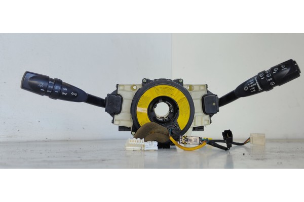 Recambio de mando multifuncion para ssangyong kyron 270 xdi limited 4wd referencia OEM IAM 8590009C50  