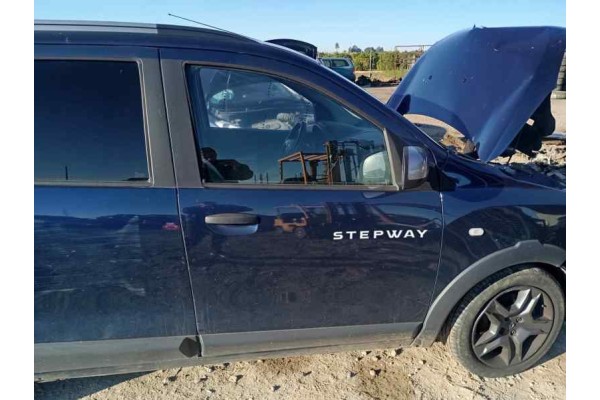 Recambio de puerta delantera derecha para dacia lodgy 1.5dci 110 fap referencia OEM IAM   