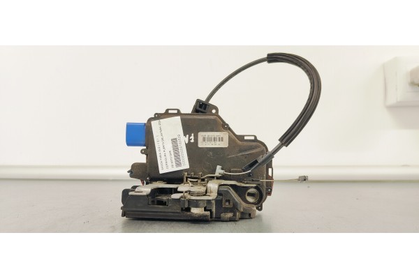 Recambio de cerradura puerta delantera izquierda para skoda fabia (5j2 ) 1.2 i referencia OEM IAM 3B1837015AR  