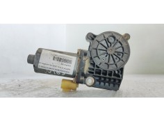 Recambio de motor elevalunas delantero izquierdo para mercedes-benz clase m (w163) 2.7cdi 165 [270] 4x4 referencia OEM IAM 6004P