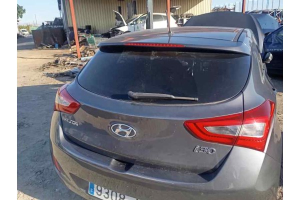 Recambio de porton trasero para hyundai i30 (gd) 1.6crdi 110 fap referencia OEM IAM   