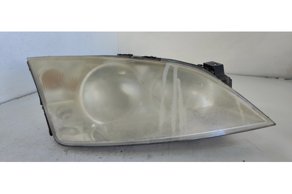 Recambio de faro derecho para ford mondeo berlina (ge) 2.0 tdci referencia OEM IAM 0301174202  