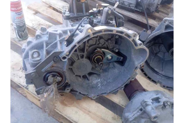 Recambio de caja cambios para hyundai i30 (gd) 1.4crdi 90 fap referencia OEM IAM WDJ6E  