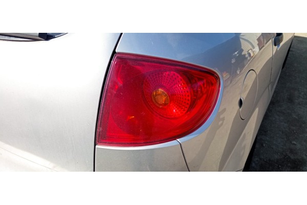 Recambio de piloto trasero derecho para seat altea (5p1) 1.9 tdi referencia OEM IAM   