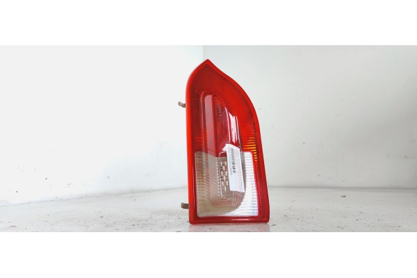 Recambio de piloto trasero derecho interior para opel insignia sports tourer excellence referencia OEM IAM VP9TTX13404D  