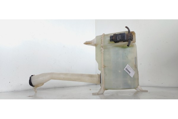 Recambio de deposito limpia para lexus rx300 (mcu15) luxury referencia OEM IAM 060351937  