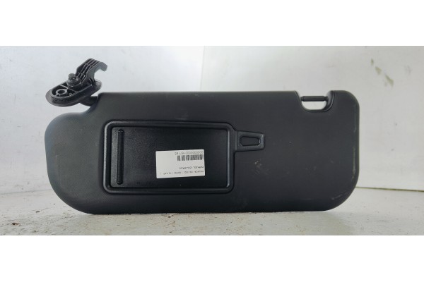 Recambio de parasol izquierdo para hyundai i30 (gd) 1.6crdi 110 fap referencia OEM IAM   