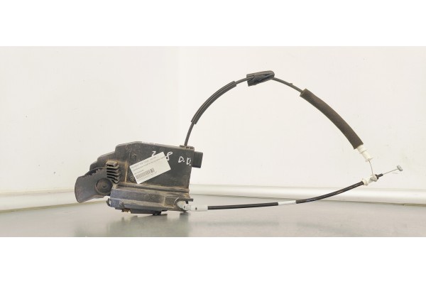Recambio de cerradura puerta delantera derecha para peugeot 308 1.5 hdi 130 fap referencia OEM IAM 9810309380  