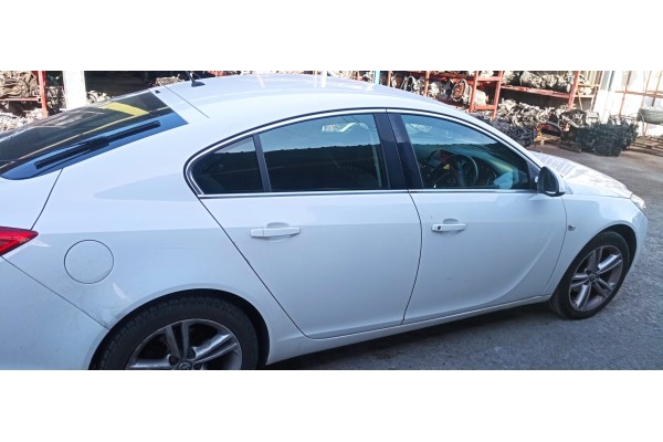 Recambio de puerta trasera derecha para opel insignia berlina edition referencia OEM IAM   