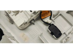 Recambio de luz interior para peugeot 308 1.5 hdi 130 fap referencia OEM IAM 9677821577  