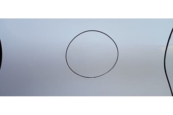 Recambio de tapa exterior combustible para citroen c4 picasso seduction referencia OEM IAM   