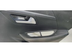 Recambio de guarnecido puerta trasera derecha para peugeot 208 (p2) 1.2i turbo 100 fap referencia OEM IAM   