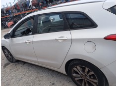 Recambio de puerta trasera izquierda para hyundai i30 (gd) trend referencia OEM IAM   
