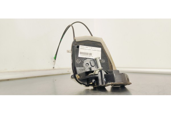 Recambio de cerradura puerta trasera izquierda para toyota yaris 1.0 i 68 referencia OEM IAM   