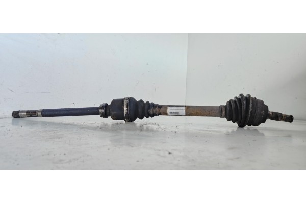 Recambio de transmision delantera derecha para peugeot 307 break/sw (s2) sw d-sign referencia OEM IAM 9637117880  