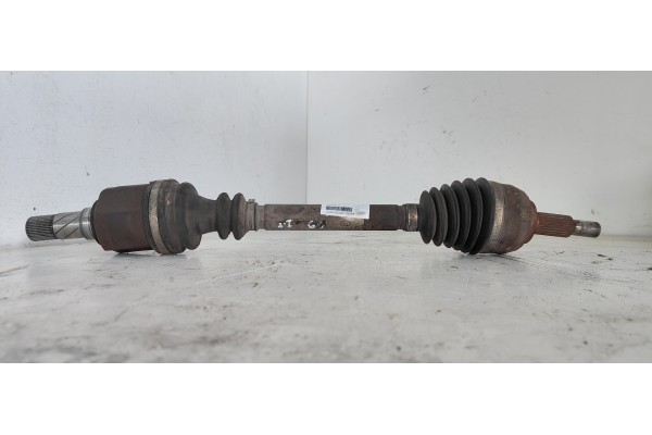 Recambio de transmision delantera izquierda para renault megane ii berlina 5p 1.9 dci diesel referencia OEM IAM 8200198016  