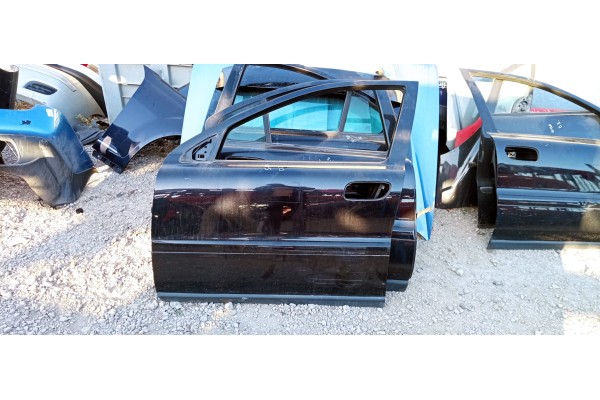 Recambio de puerta delantera izquierda para volvo s60 berlina 2.4 d referencia OEM IAM   