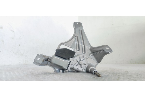 Recambio de motor limpia trasero para toyota yaris 1.5 i 112 referencia OEM IAM 851300D190  