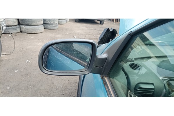 Recambio de retrovisor izquierdo para opel corsa c club referencia OEM IAM   