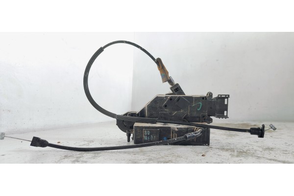 Recambio de cerradura puerta delantera derecha para peugeot 207 1.4 i 95 referencia OEM IAM 24094158  