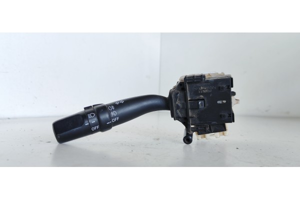 Recambio de mando intermitentes para toyota avensis berlina (t25) 2.0 turbodiesel cat referencia OEM IAM 173650  