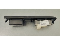 Recambio de mando elevalunas delantero izquierdo para toyota yaris 1.0 i 68 referencia OEM IAM 742320D330  