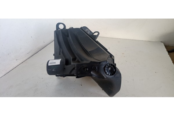 Recambio de filtro aire para bmw serie 1 berlina (e81/e87) 118d referencia OEM IAM 13717797460  