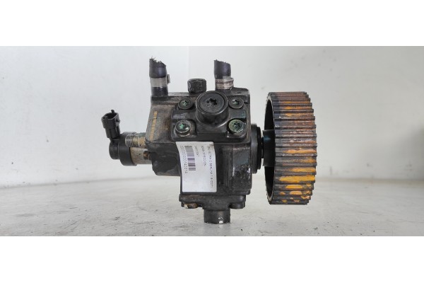 Recambio de bomba inyeccion para opel vectra c berlina 1.9 cdti referencia OEM IAM 0445010097  