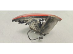 Recambio de piloto trasero derecho interior para peugeot 308 1.5 hdi 130 fap referencia OEM IAM 9677818280  
