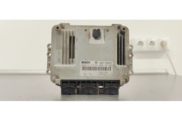 Recambio de centralita motor uce para renault scenic ii emotion referencia OEM IAM 0281011776  
