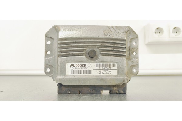 Recambio de centralita motor uce para renault scenic ii grand emotion referencia OEM IAM 8200509516  