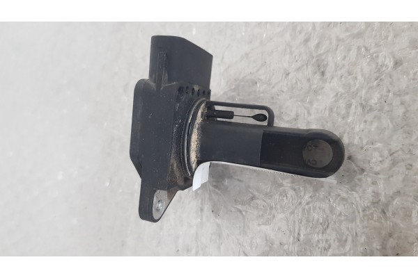 Recambio de caudalimetro para toyota avensis wagon (t25) 2.2 d-4d sol referencia OEM IAM 222040N010  