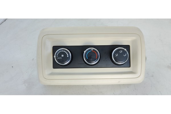 Recambio de mando calefaccion / aire acondicionado para dodge journey sxt sr edition referencia OEM IAM 55111812AD  