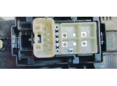 Recambio de mando elevalunas trasero izquierdo para toyota yaris 1.5 i 112 referencia OEM IAM 742720D400  