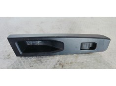 Recambio de mando elevalunas trasero derecho para toyota yaris 1.5 i 112 referencia OEM IAM 742710D400  