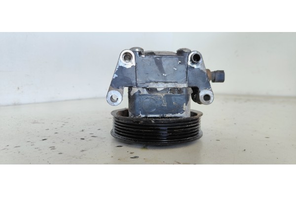 Recambio de bomba direccion para ford focus c-max (cap) 1.6 16v cat referencia OEM IAM   