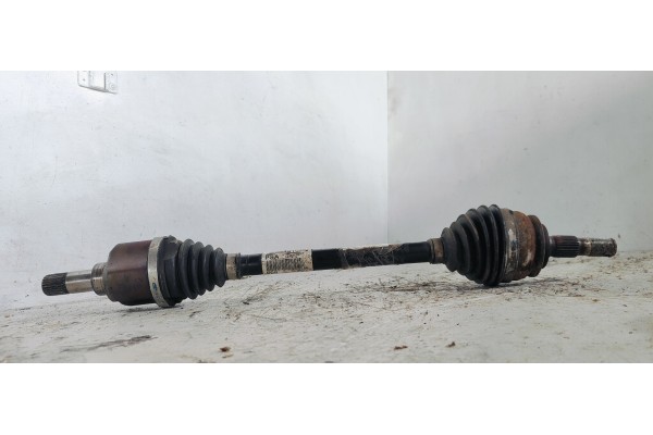 Recambio de transmision delantera izquierda para peugeot 208 (p2) 1.2i turbo 100 fap referencia OEM IAM 9825391080  