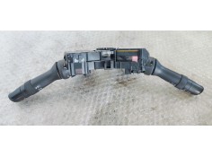 Recambio de mando multifuncion para toyota yaris 1.5 i 112 referencia OEM IAM 173832  