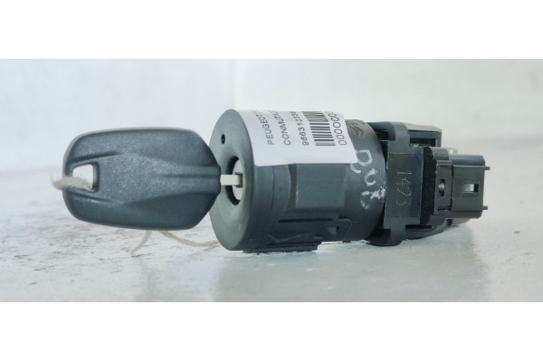 Recambio de conmutador de arranque para peugeot 208 (p2) 1.2i turbo 100 fap referencia OEM IAM 9663123380  