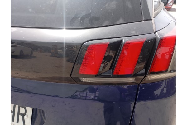 Recambio de piloto trasero derecho interior para peugeot 3008 allure pack referencia OEM IAM   