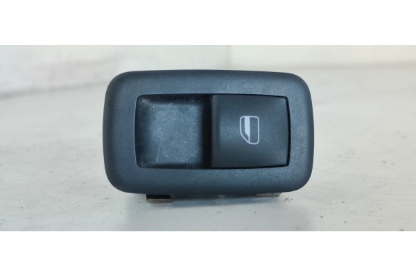 Recambio de mando elevalunas trasero izquierdo para dodge journey sxt sr edition referencia OEM IAM 04602531AE  