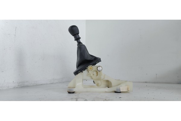 Recambio de palanca cambio para hyundai i30 classic referencia OEM IAM   