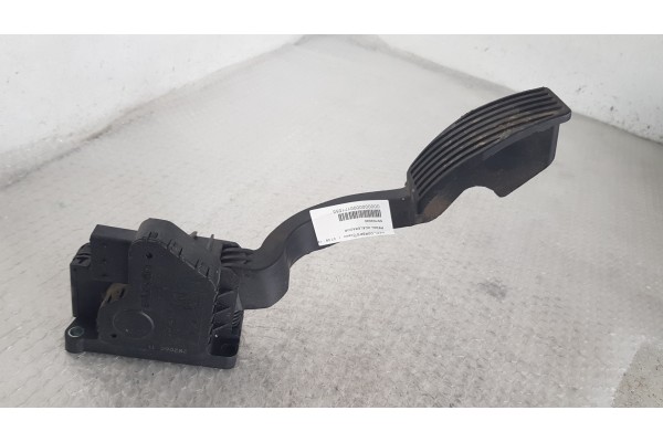 Recambio de pedal acelerador para opel corsa d cosmo referencia OEM IAM 55702020  