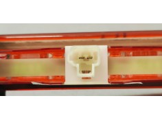 Recambio de luz central de freno para toyota yaris 1.0 i 68 referencia OEM IAM 815700D152  