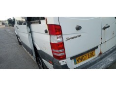 Recambio de piloto trasero izquierdo para mercedes-benz sprinterii combi (desde 01.06) 313/316 cdi (906.731/733/735) referencia 