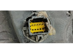 Recambio de retrovisor izquierdo para renault megane ii berlina 5p 1.9 dci diesel referencia OEM IAM 0111051107  