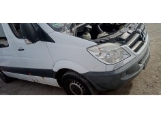 Recambio de aleta delantera derecha para mercedes-benz sprinterii combi (desde 01.06) 313/316 cdi (906.731/733/735) referencia O